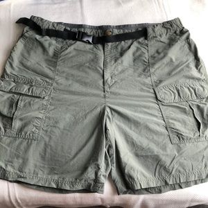 Olive Green Hiking Cargo Shorts Clip Belt Size 44
